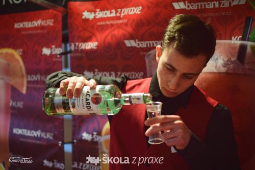 Barmanský kurz 1  