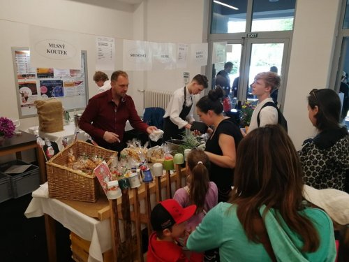 Nedělní sousedský piknik ve Frenštátě pod Radhoštěm 2  