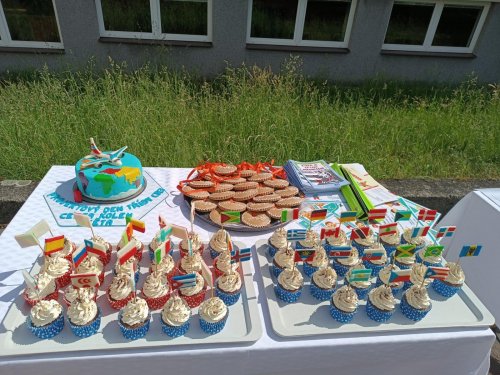 TŘÍDA CR3 PŘIPRAVILA ANIMAČNÍ PROGRAM PRO PRVŇÁČKY NA TÉMA „ CESTA KOLEM SVĚTA“ 6  