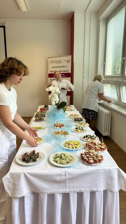 Projektový den třídy H3 - Amuse Boushe 7  