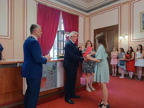 Předávání výučních listů na radnici města 3  