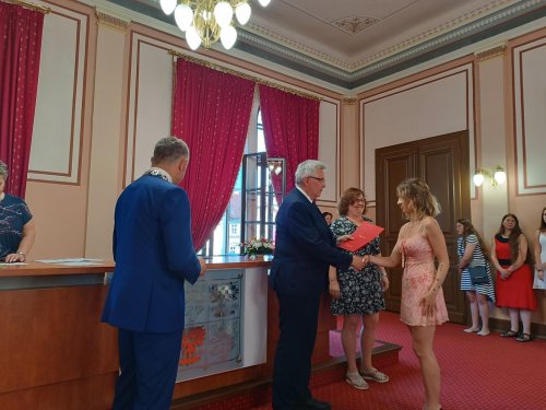 Předávání výučních listů na radnici města 6  