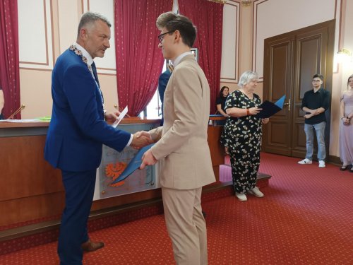Předávání výučních listů na radnici města 7  