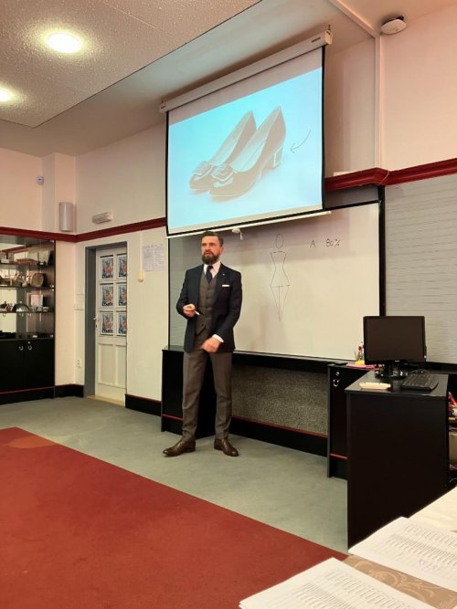 Základy business etikety a Příprava na pohovor 2  