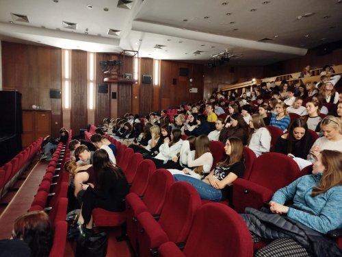 Shakespearova magie v angličtině: třídy CR1 a H1 na „Snu noci svatojánské“ 1  