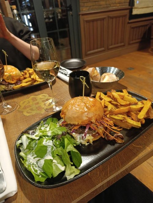 Stáž Terezy Pavlíčkové a Veroniky Placarové, studentek Hotelové školy Frenštát pod Radhoštěm, ve Francii 4  