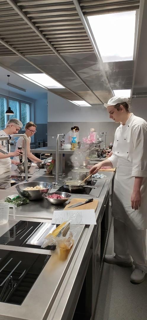 Projektový den KČ2B: Velikonoce tradičně – netradičně 1  