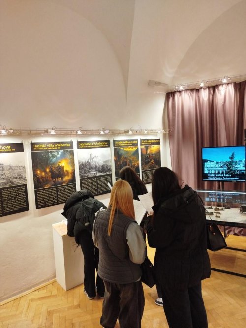 Na dosah koruny: Třída KČ1B poodhalila tajemství českých králů 4  