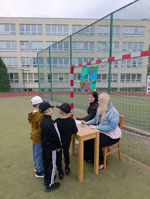 Projektový den třídy CR3 „ Cestováníčko“ 8  